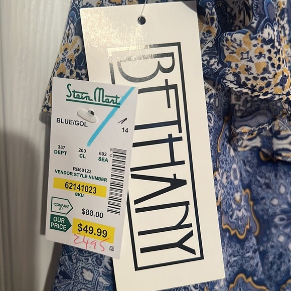 Bethany Boho Ruffled Tiered Lightweight Dress Size 14 - NWT - Picture 4 of 4